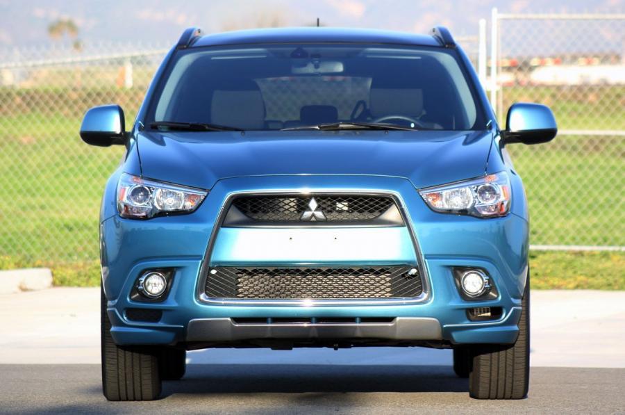  Mitsubishi Outlander Sport SE AWC 2011 года  (фото 6 из 48)
